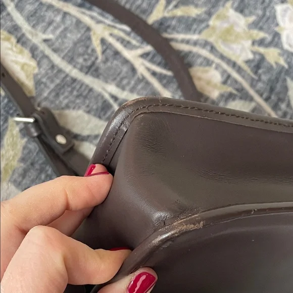 Brown Leather Bag Crossbody Top Handle Silver Accents Like New Flap Turn lock - Picture 11 of 15